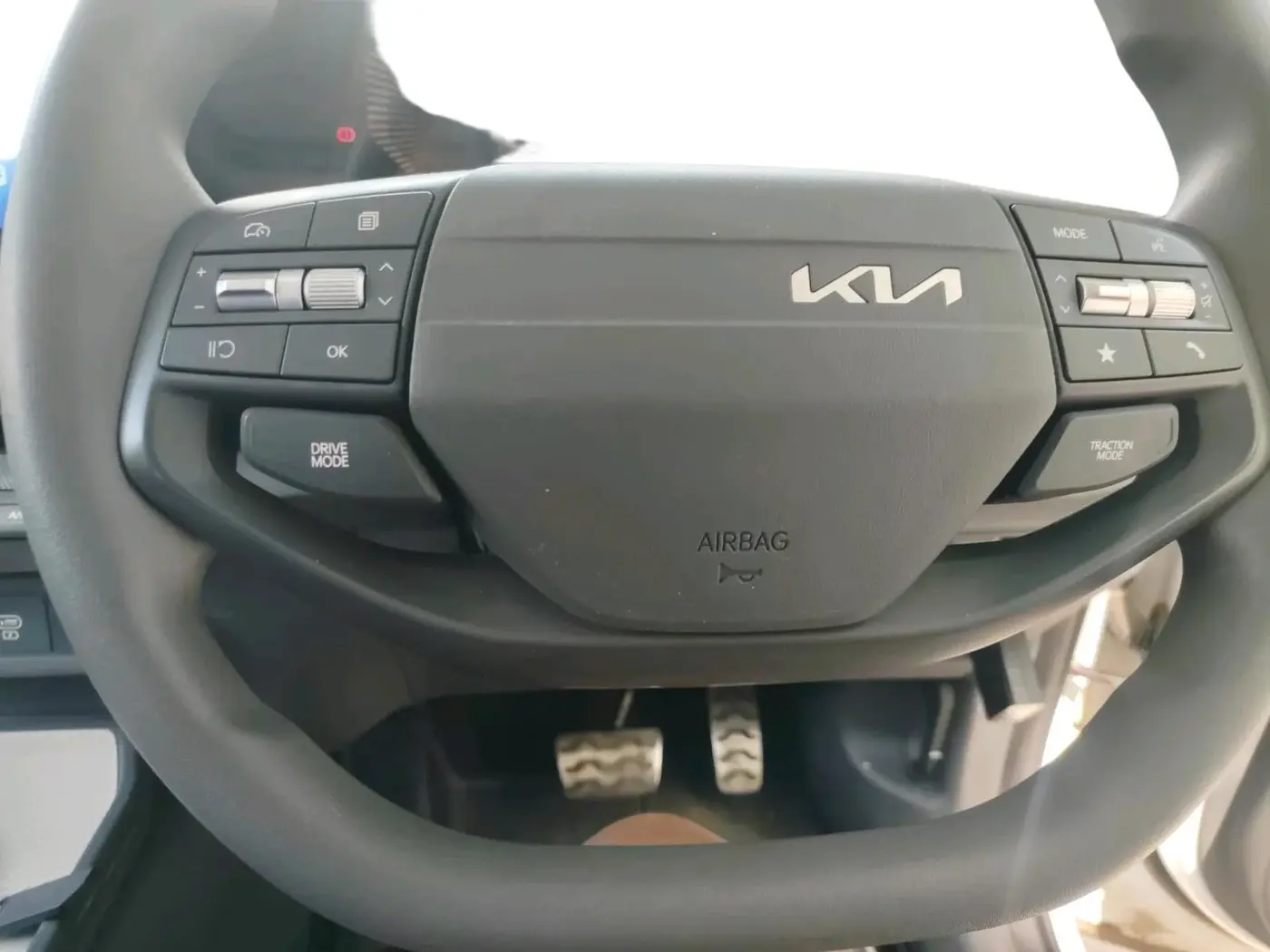 2025 KIA SYROS HTK Plus 1.0 Turbo 7DCT, Petrol, Automatic, 8,249 km, interior