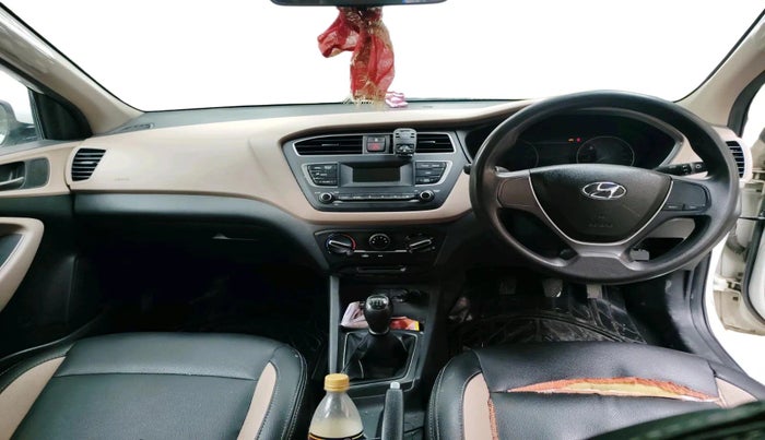 2018 Hyundai Elite i20 MAGNA EXECUTIVE 1.2, Petrol, Manual, 66,954 km, interior