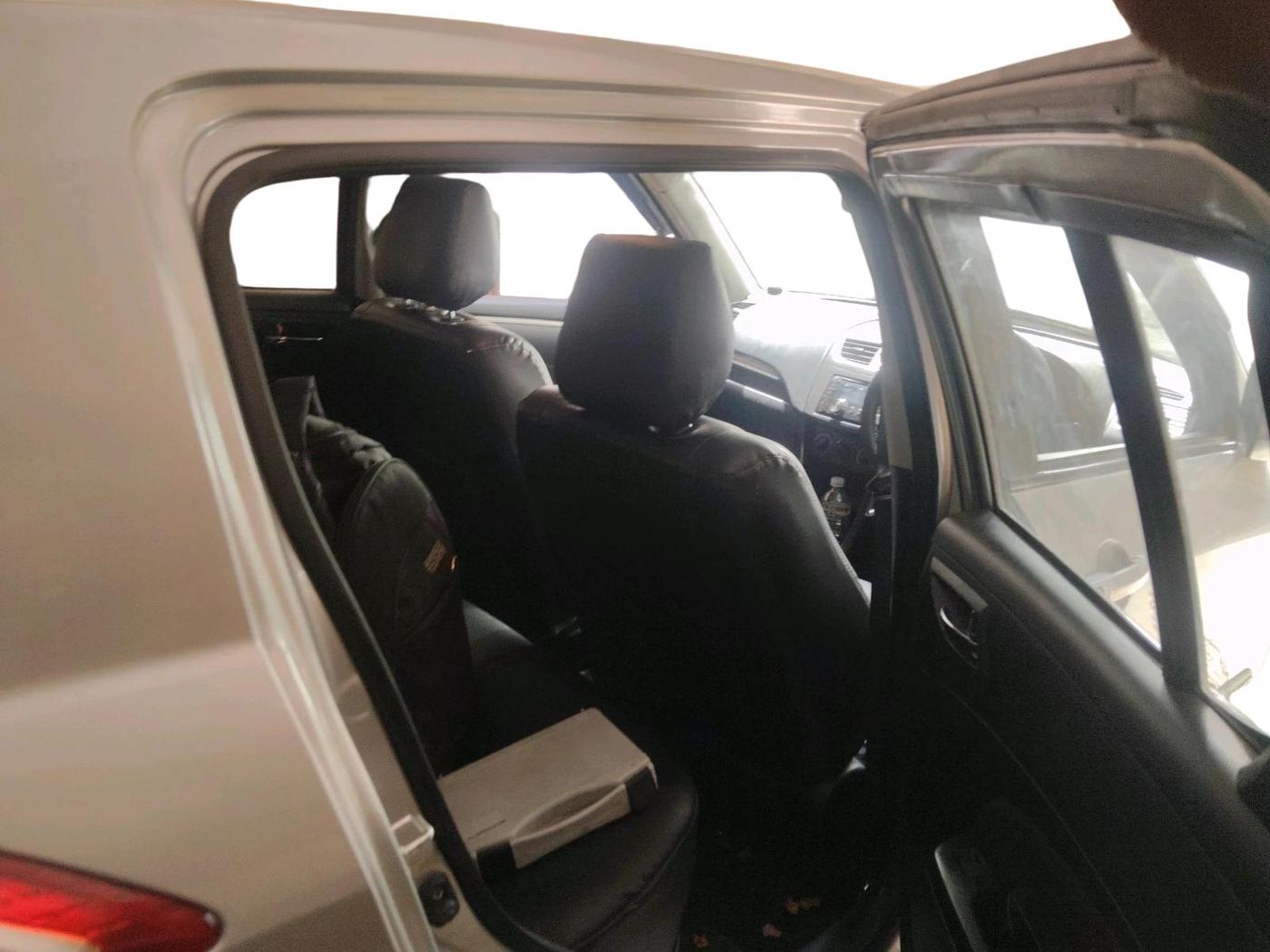 2014 Maruti Swift VXI, Petrol, Manual, 7,026 km, interior