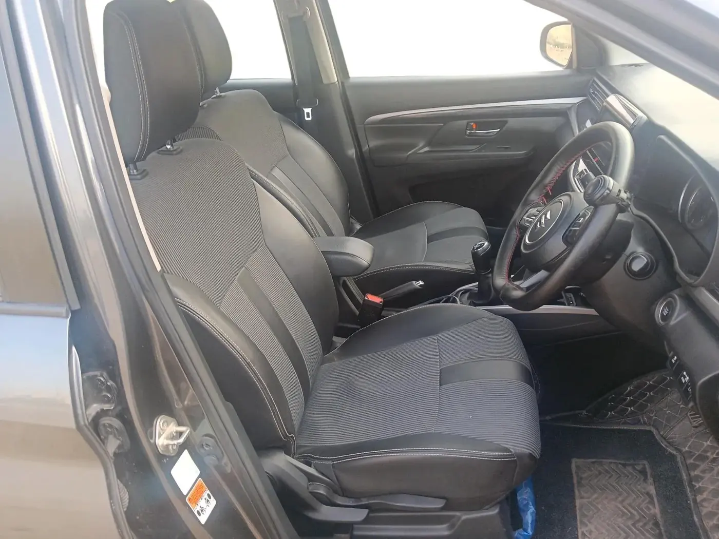 2024 Maruti XL6 ZETA CNG, CNG, Manual, 49,000 km, interior