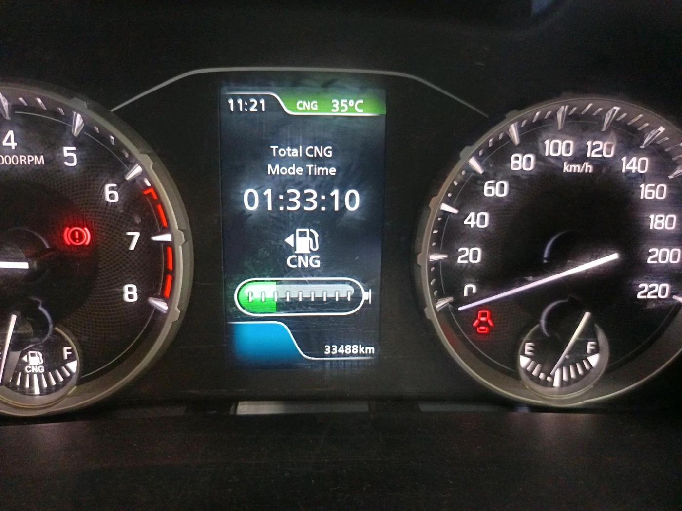 2023 Maruti BREZZA ZXI S-CNG, CNG, Manual, 33,488 km, interior