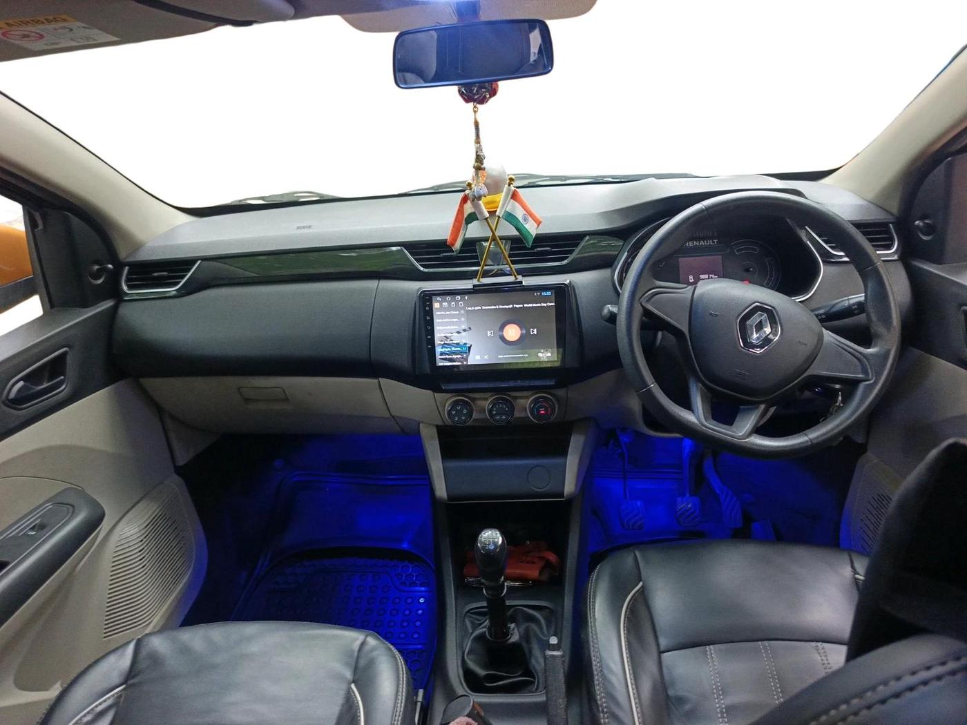 2020 Renault TRIBER RXL MT, Petrol, Manual, 98,814 km, interior