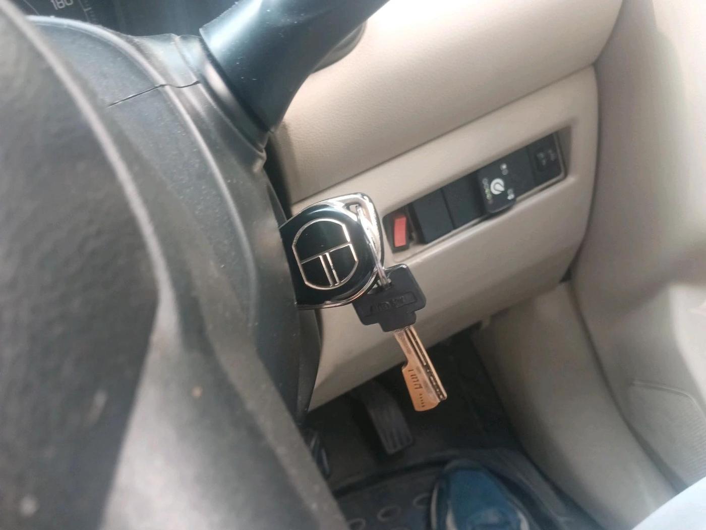 2019 Maruti Dzire LXI, CNG, Manual, 1,08,145 km, interior