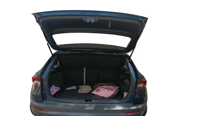 2020 Skoda Karoq STYLE 1.5 TSI AT, Petrol, Automatic, 80,654 km, exterior