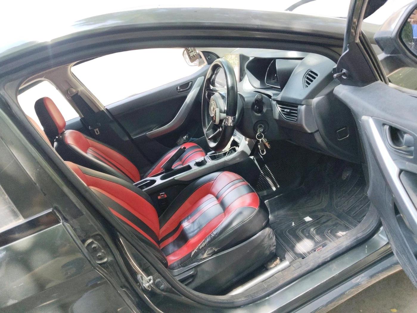 2020 Tata NEXON XE DIESEL, Diesel, Manual, 78,078 km, interior