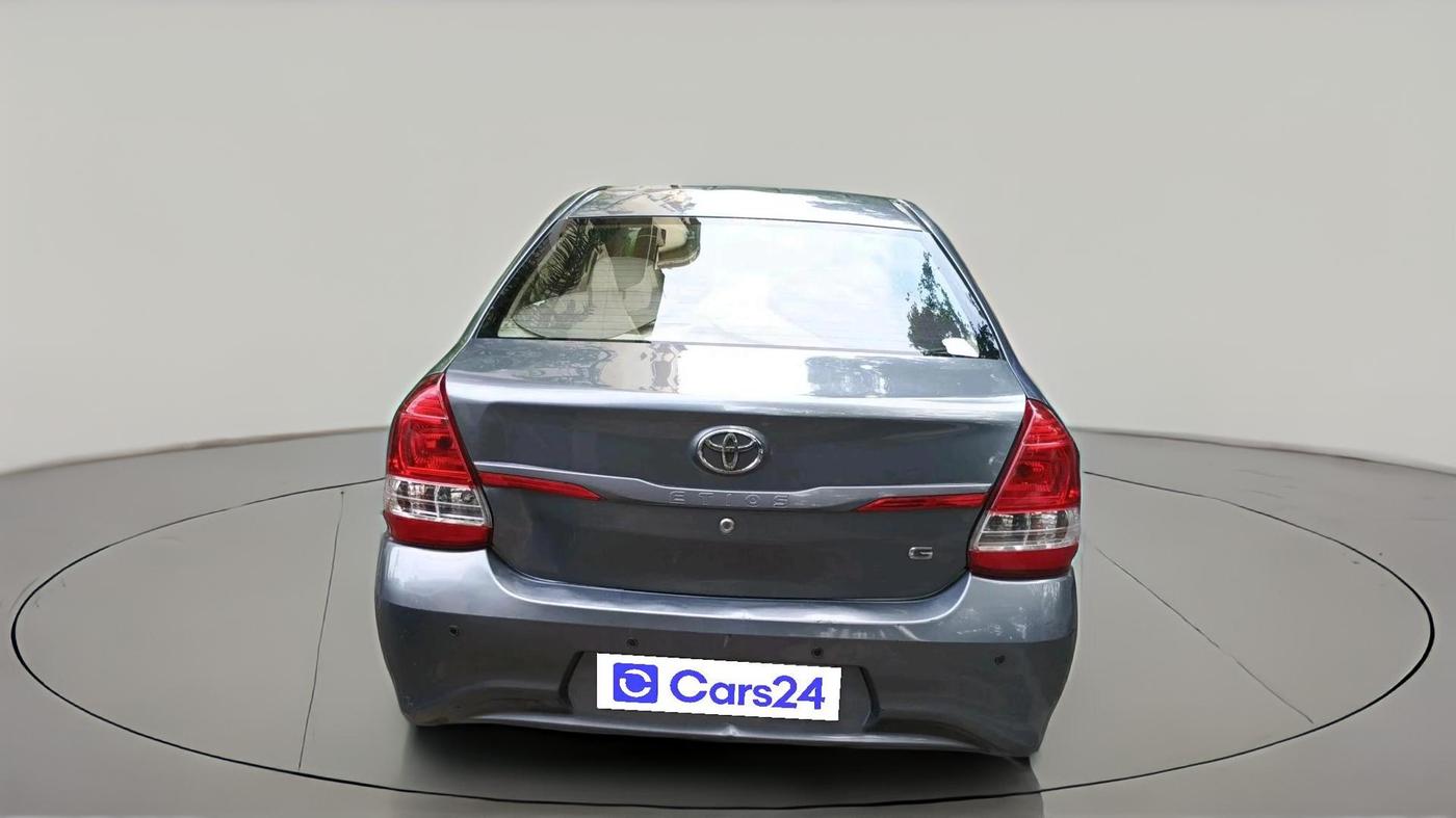 2017 Toyota Etios G, Petrol, Manual, 56,377 km, exterior