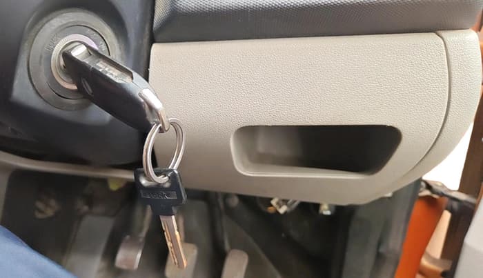 2016 Tata Tiago XZ PETROL, Petrol, Manual, 50,032 km, interior