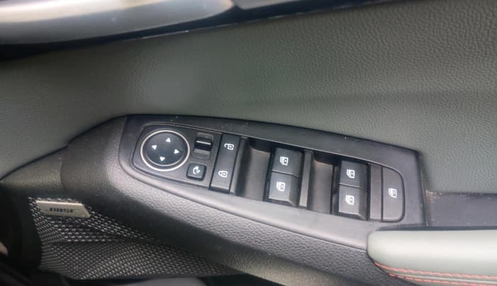 2024 KIA SELTOS  X LINE 1.5 TURBO PETROL DCT, Petrol, Automatic, 19,796 km, interior