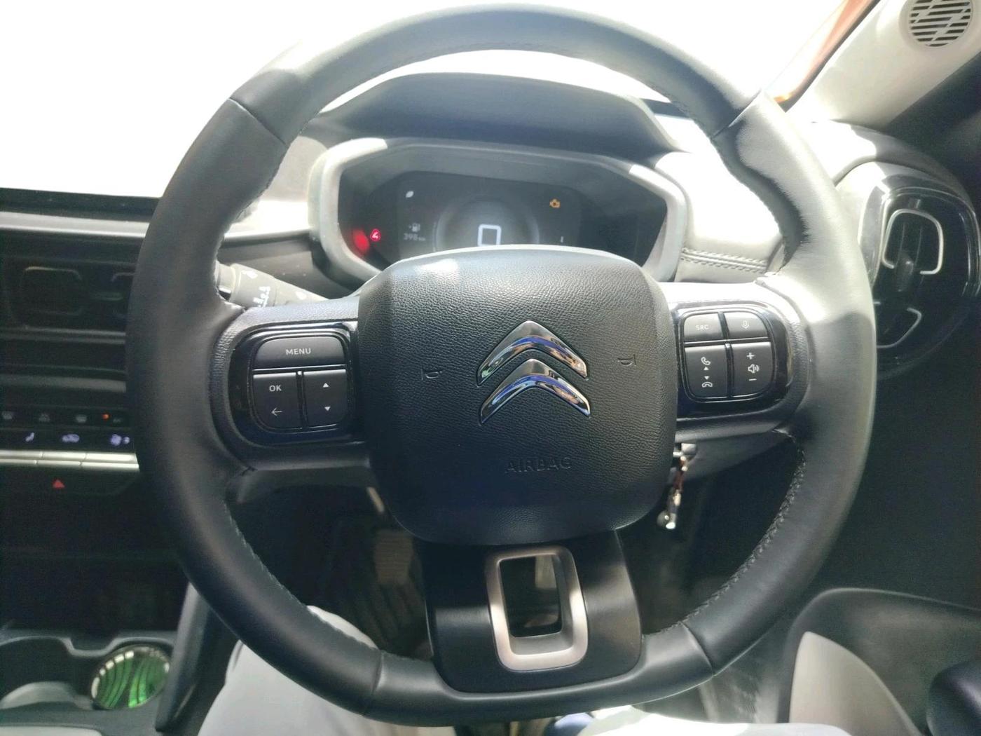 2025 CITROEN C3 SHINE 1.2, Petrol, Manual, 5,490 km, interior