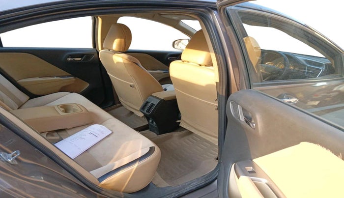 2014 Honda City 1.5L I-VTEC V MT, Petrol, Manual, 1,02,077 km, interior