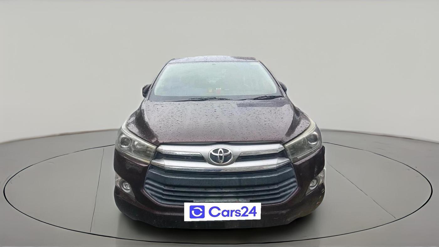 2018 Toyota Innova Crysta 2.4 VX 7 STR, Diesel, Manual, 1,22,403 km, exterior