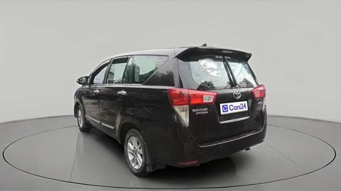 2018 Toyota Innova Crysta 2.4 VX 7 STR, Diesel, Manual, 1,22,403 km, exterior