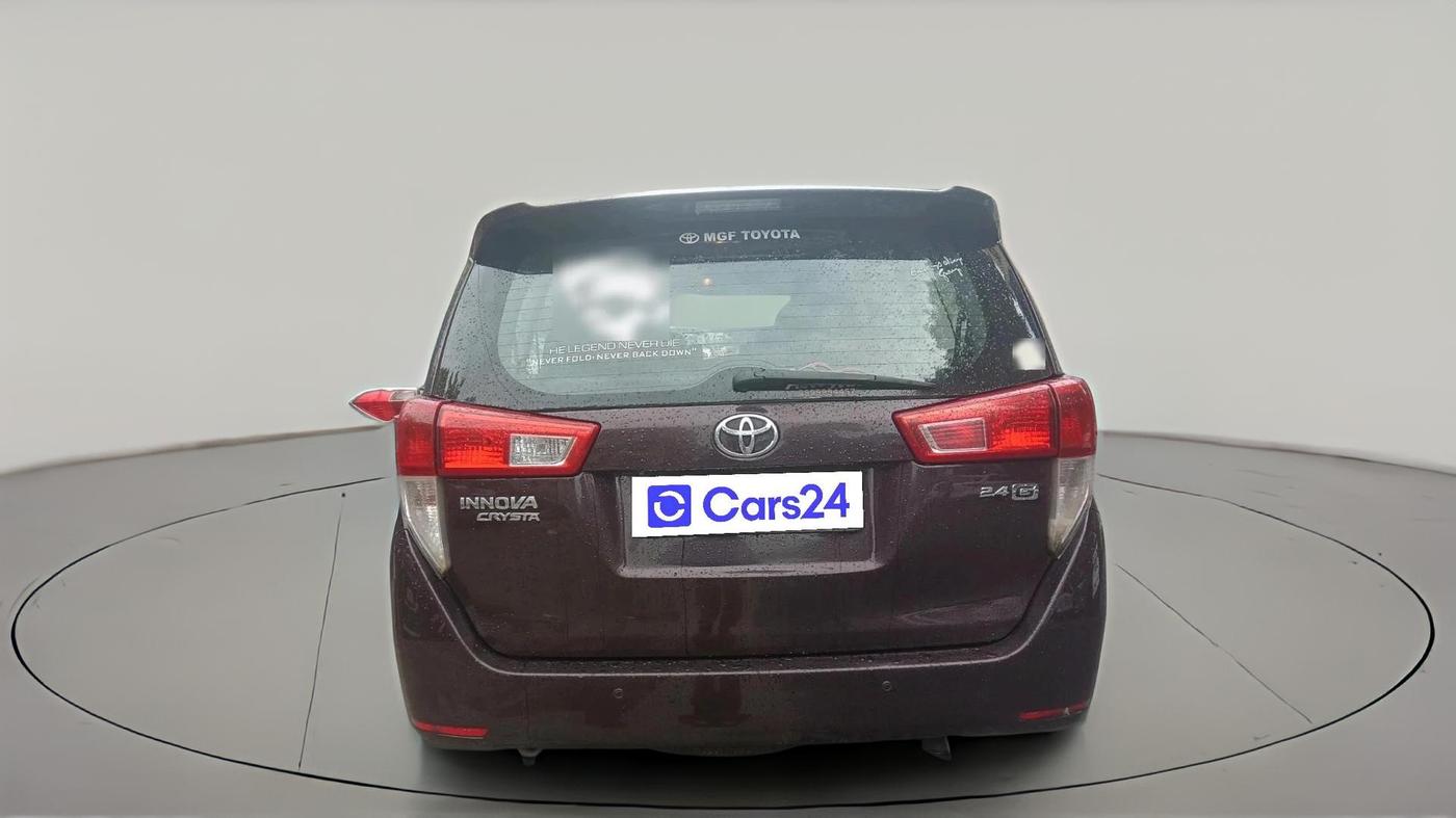 2018 Toyota Innova Crysta 2.4 VX 7 STR, Diesel, Manual, 1,22,403 km, exterior