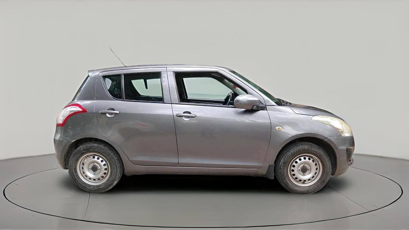 2017 Maruti Swift LXI (O), Petrol, Manual, 47,832 km, exterior