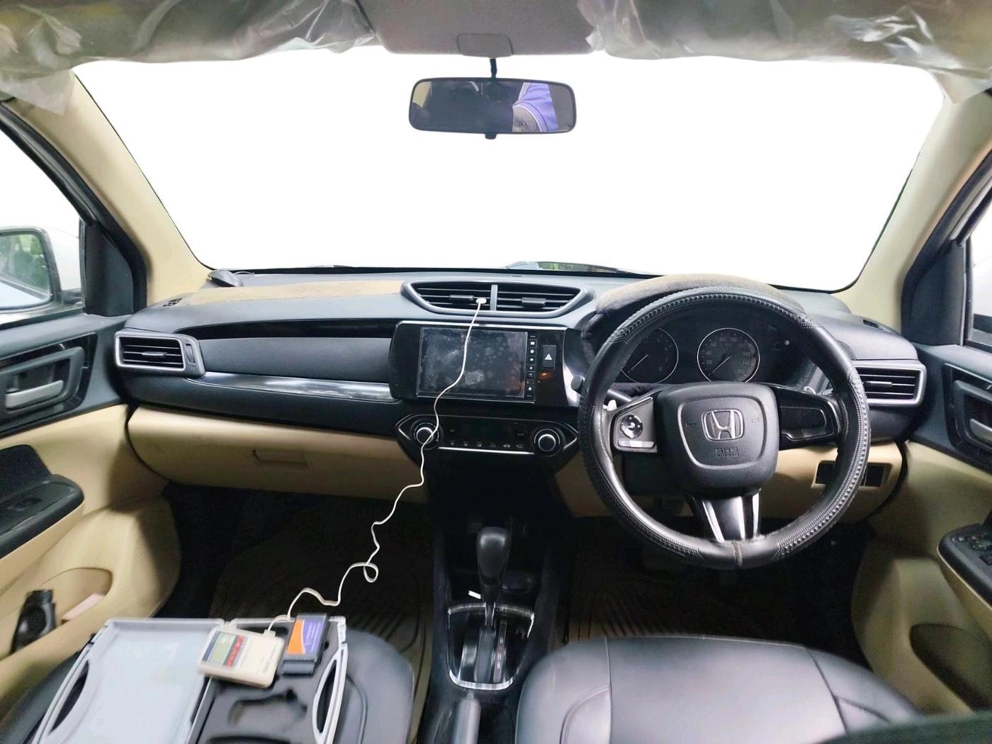 2019 Honda Amaze 1.2L I-VTEC VX CVT, CNG, Automatic, 60,047 km, interior
