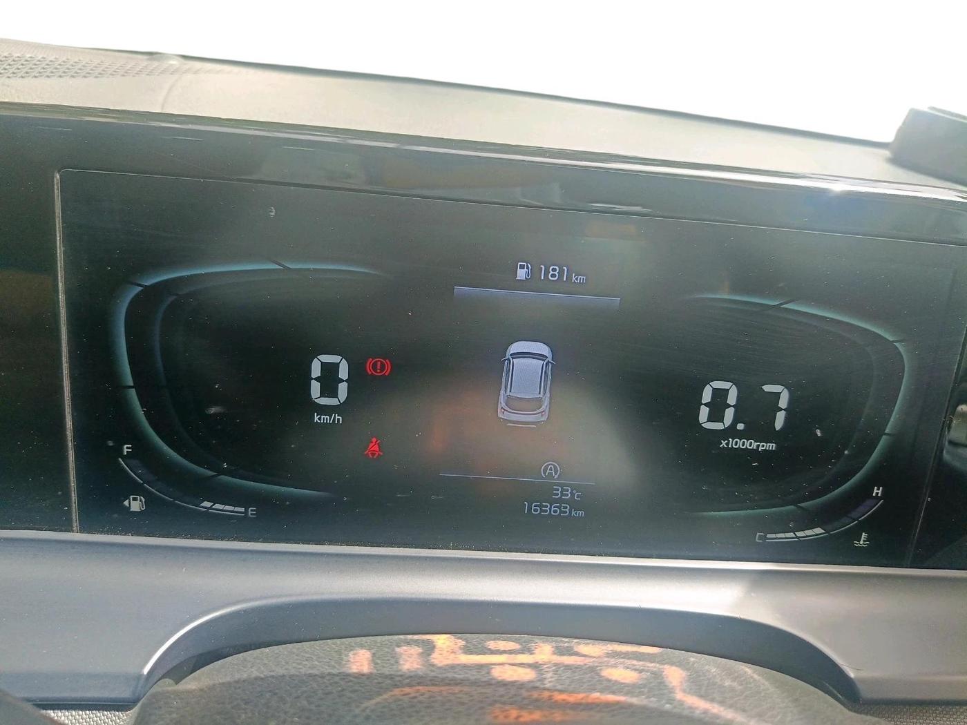 2023 KIA SELTOS  HTE 1.5 PETROL MT, Petrol, Manual, 16,363 km, interior