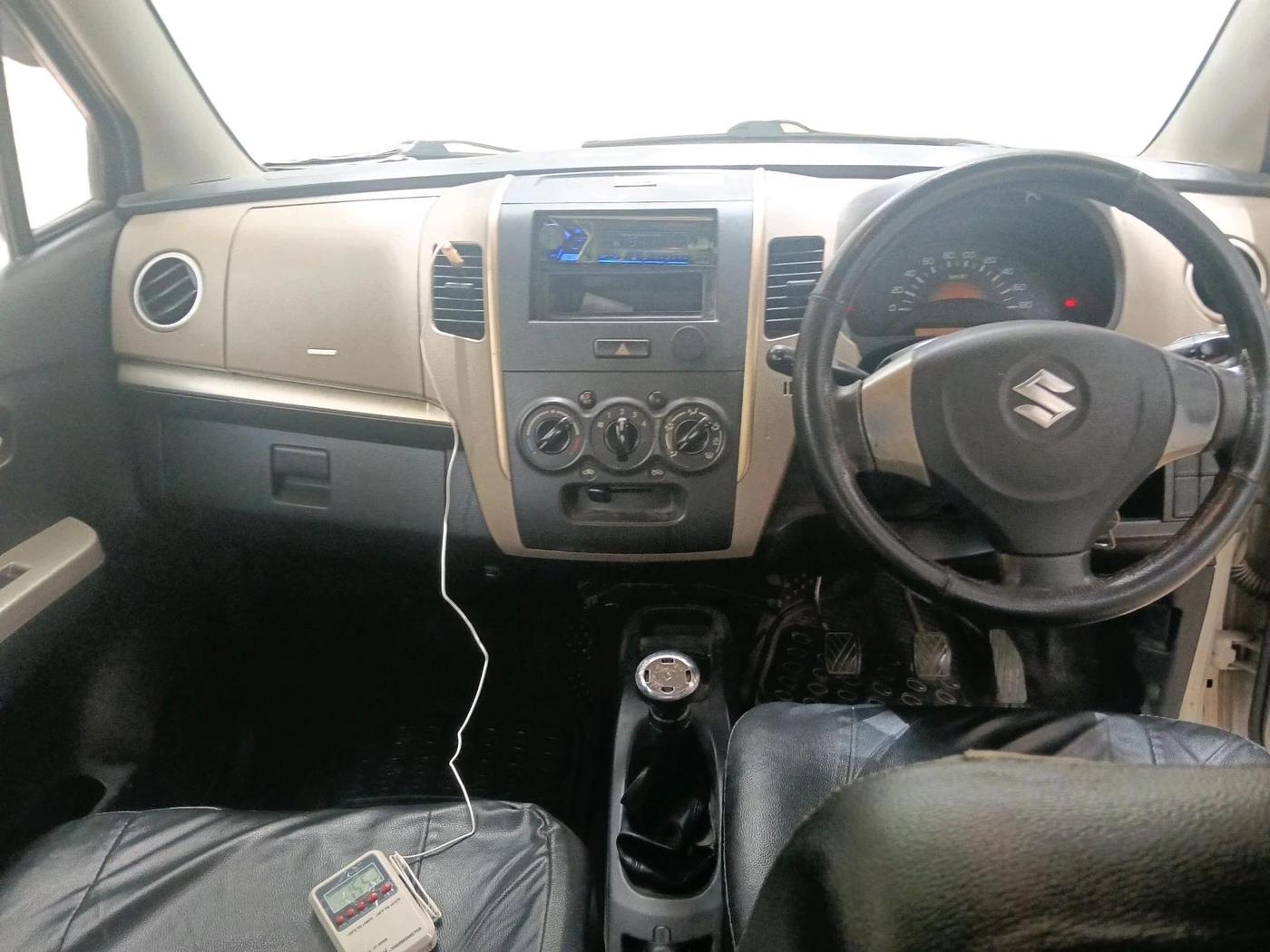 2013 Maruti Wagon R 1.0 LXI, Petrol, Manual, 38,008 km, interior