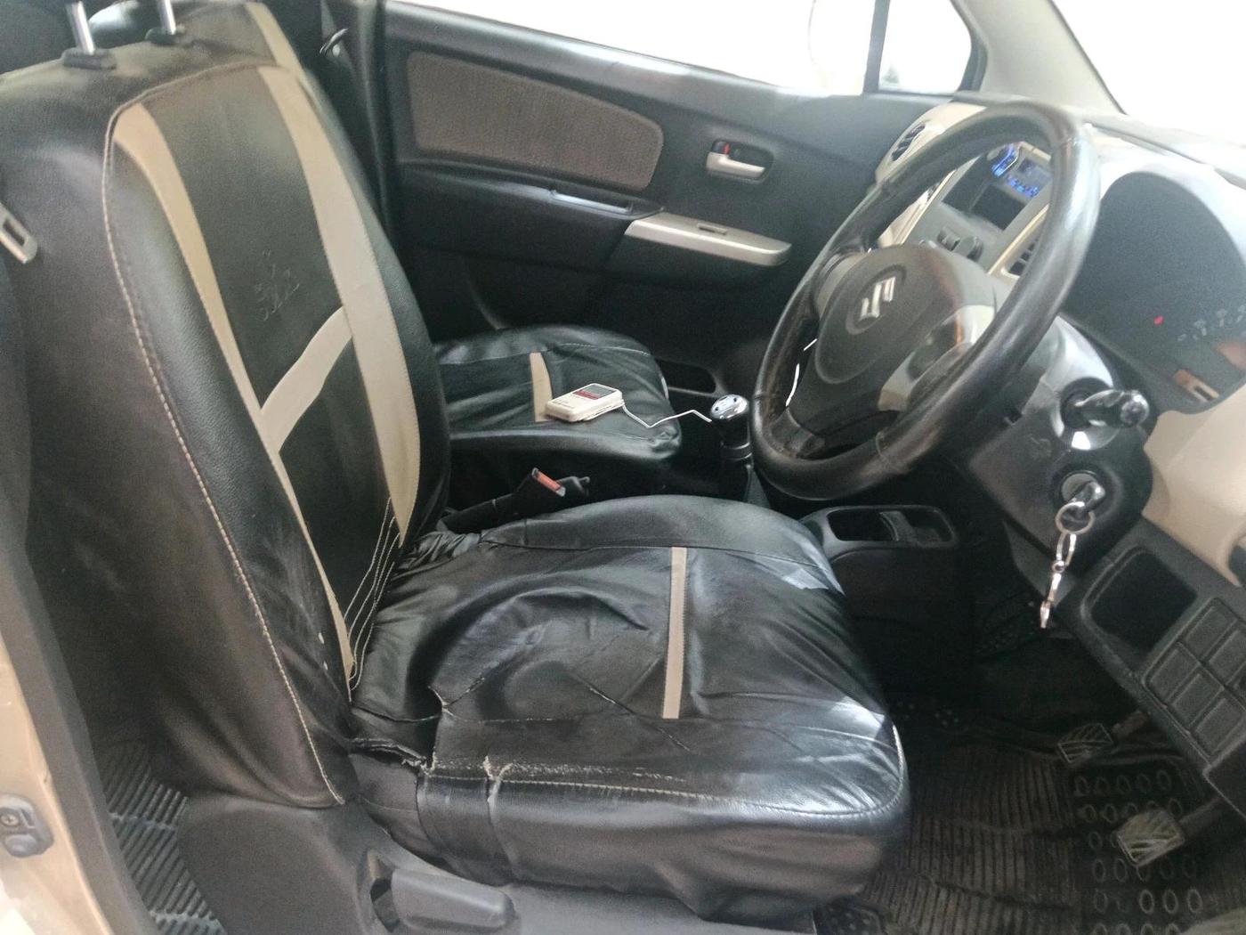 2013 Maruti Wagon R 1.0 LXI, Petrol, Manual, 38,008 km, interior