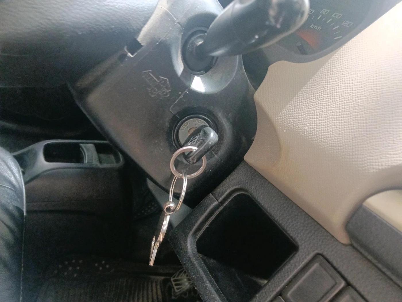 2013 Maruti Wagon R 1.0 LXI, Petrol, Manual, 38,008 km, interior