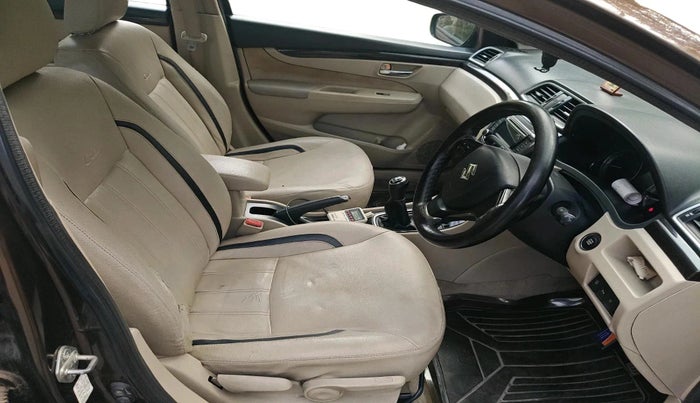 2016 Maruti Ciaz ZDI SHVS, Diesel, Manual, 92,857 km, interior