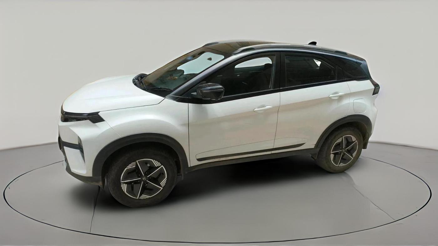 2024 Tata NEXON Creative Plus (PS) 1.2 iCNG Dual Tone, CNG, Manual, 25,579 km, exterior