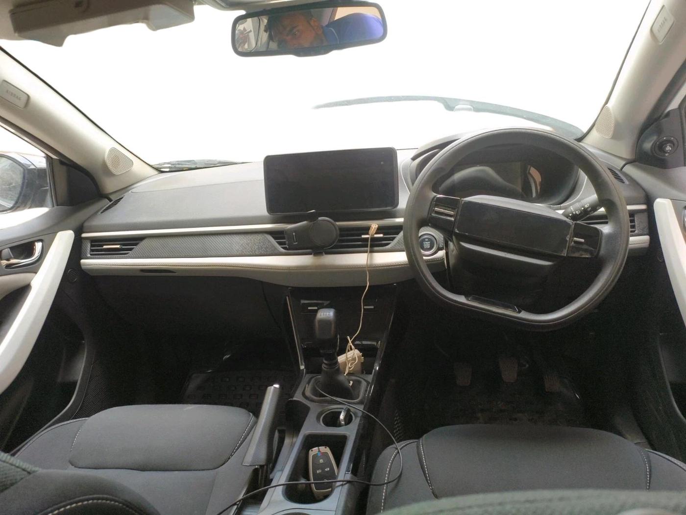 2024 Tata NEXON Creative Plus (PS) 1.2 iCNG Dual Tone, CNG, Manual, 25,579 km, interior