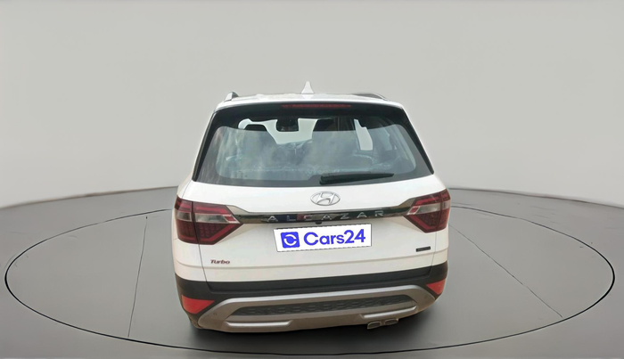 2024 Hyundai ALCAZAR  SIGNATURE (O) DCT 1.5 PETROL 7STR, Petrol, Automatic, 16,888 km, exterior