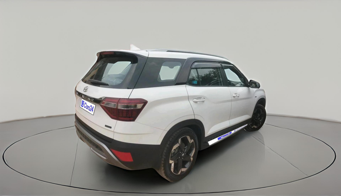2024 Hyundai ALCAZAR  SIGNATURE (O) DCT 1.5 PETROL 7STR, Petrol, Automatic, 16,888 km, exterior