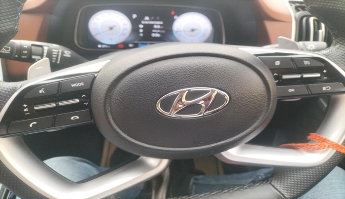 2024 Hyundai ALCAZAR  SIGNATURE (O) DCT 1.5 PETROL 7STR, Petrol, Automatic, 16,888 km, interior