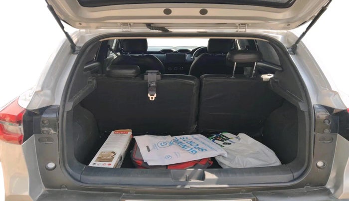 2025 Nissan MAGNITE Visia B4D 1.0 Petrol MT, Petrol, Manual, 4,814 km, exterior