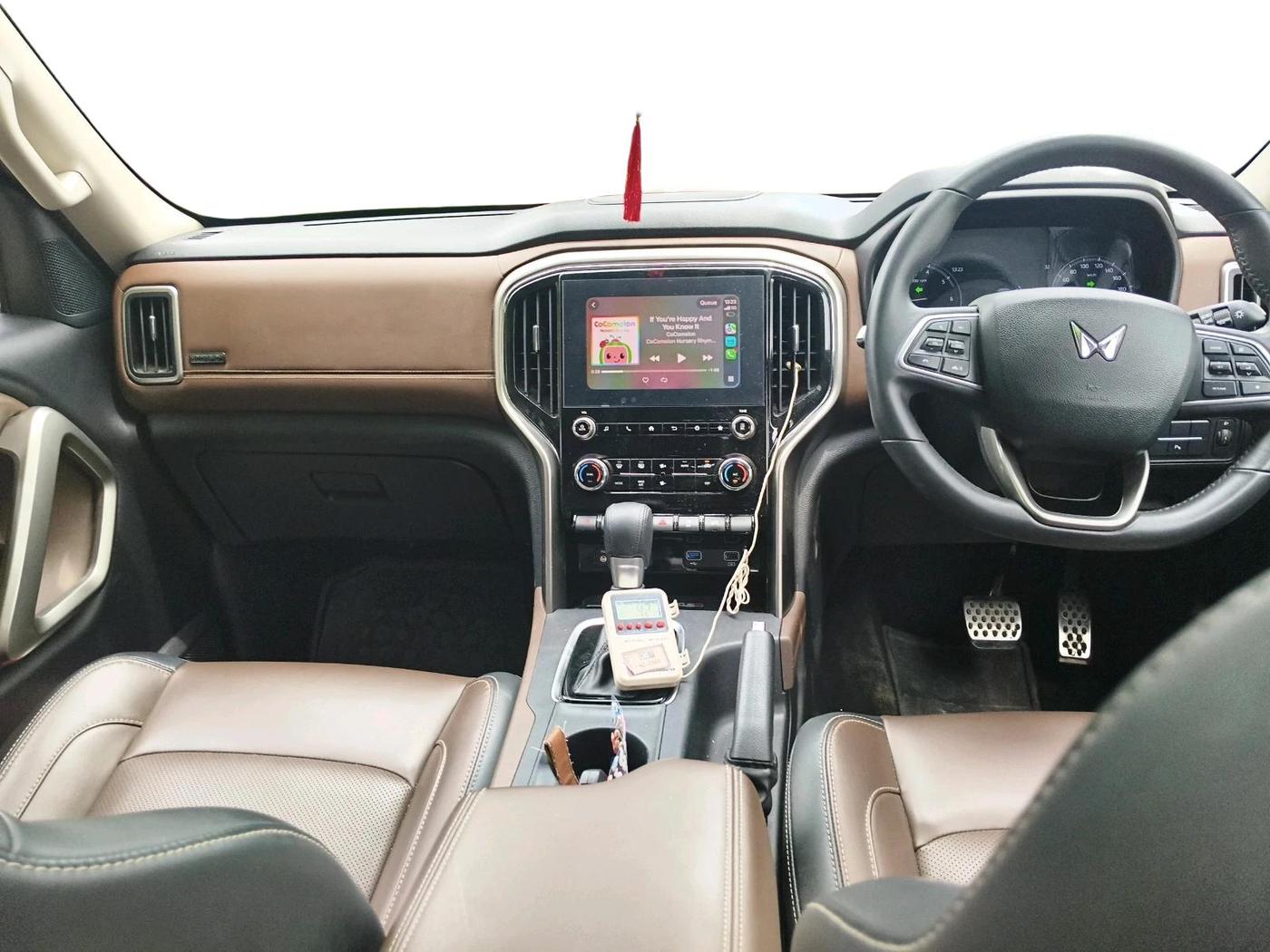 2023 Mahindra SCORPIO-N Z8 L PETROL AT 7 STR, Petrol, Automatic, 36,605 km, interior