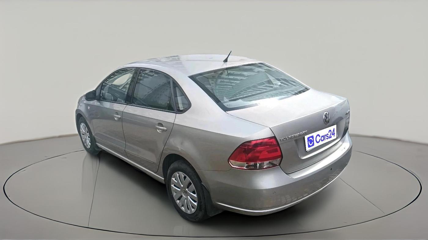 2013 Volkswagen Vento COMFORTLINE 1.6, Petrol, Manual, 89,638 km, exterior