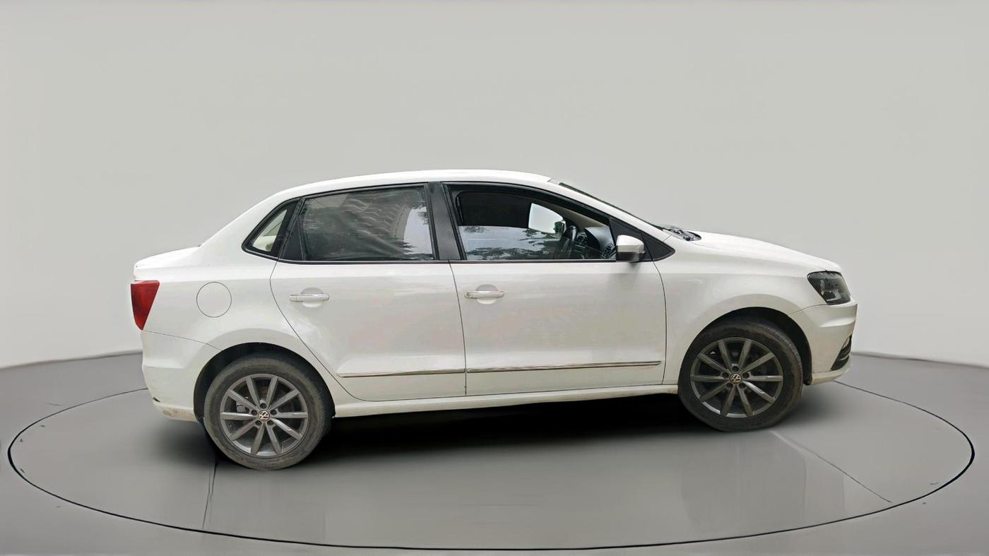 2019 Volkswagen Ameo HIGHLINE PLUS 1.5L 16 ALLOY, Diesel, Manual, 1,28,100 km, exterior