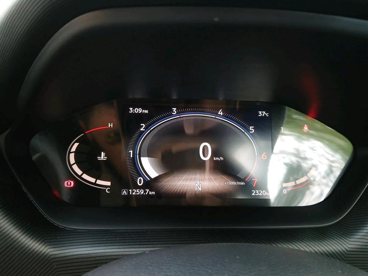 2024 Nissan MAGNITE N-Connecta B4D 1.0 Petrol AMT, Petrol, Automatic, 2,320 km, interior