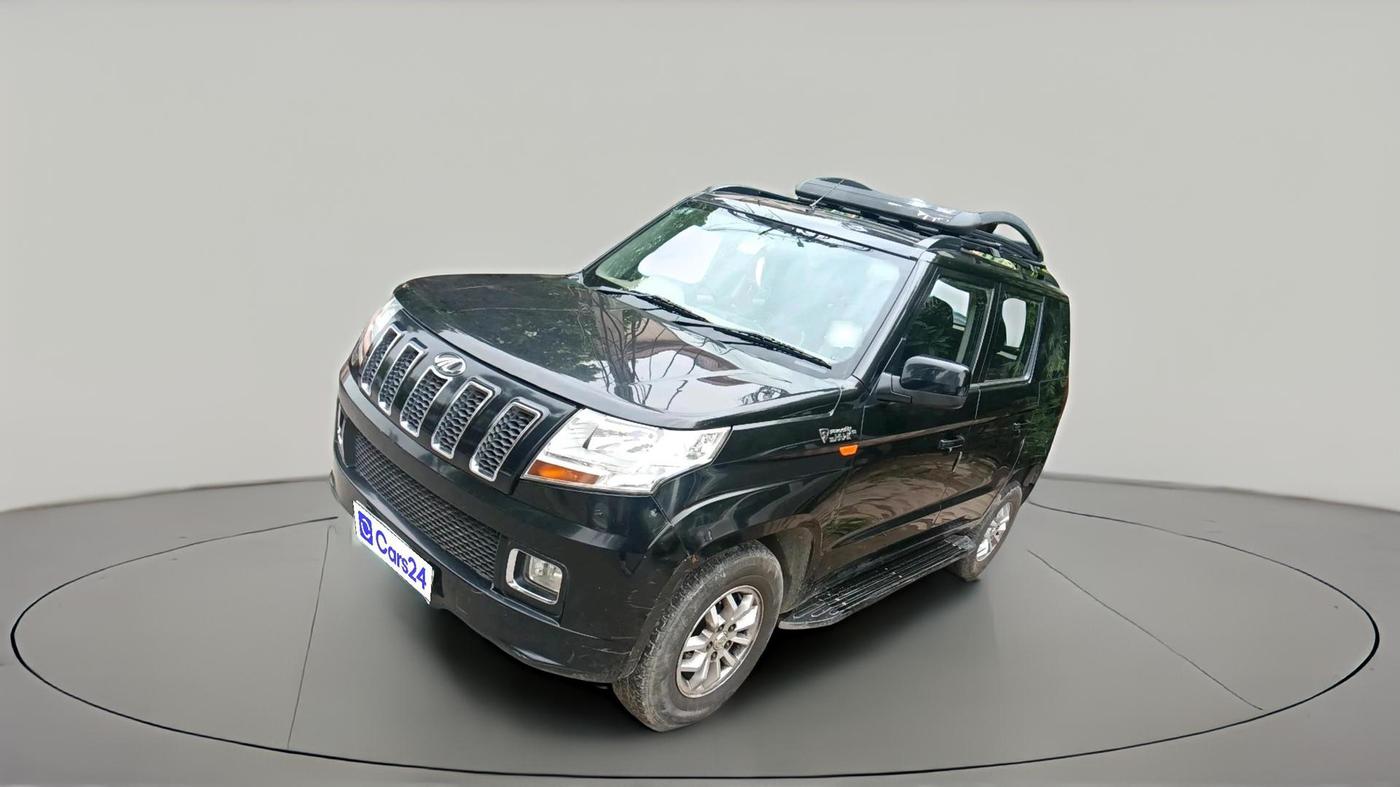 2017 Mahindra TUV300 T8, Diesel, Manual, 1,18,109 km, exterior