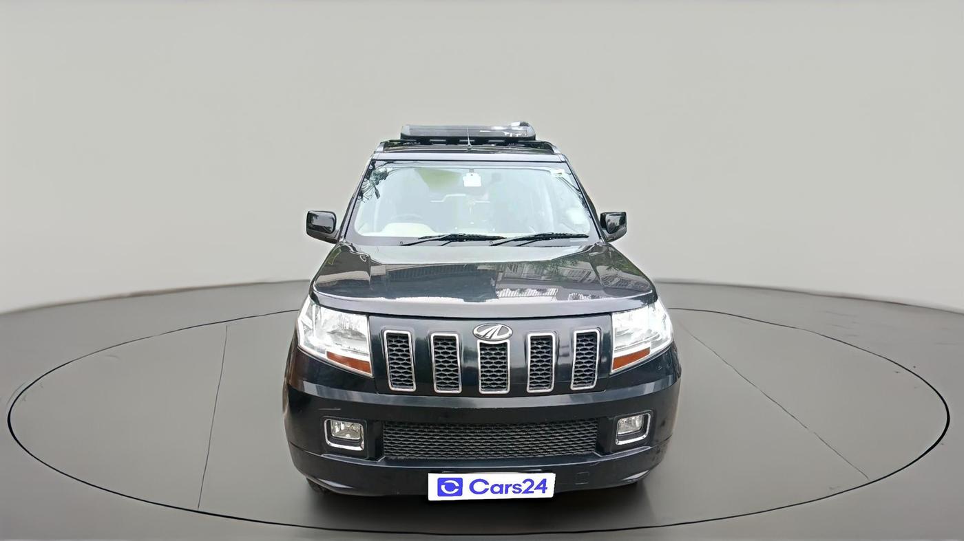 2017 Mahindra TUV300 T8, Diesel, Manual, 1,18,109 km, exterior