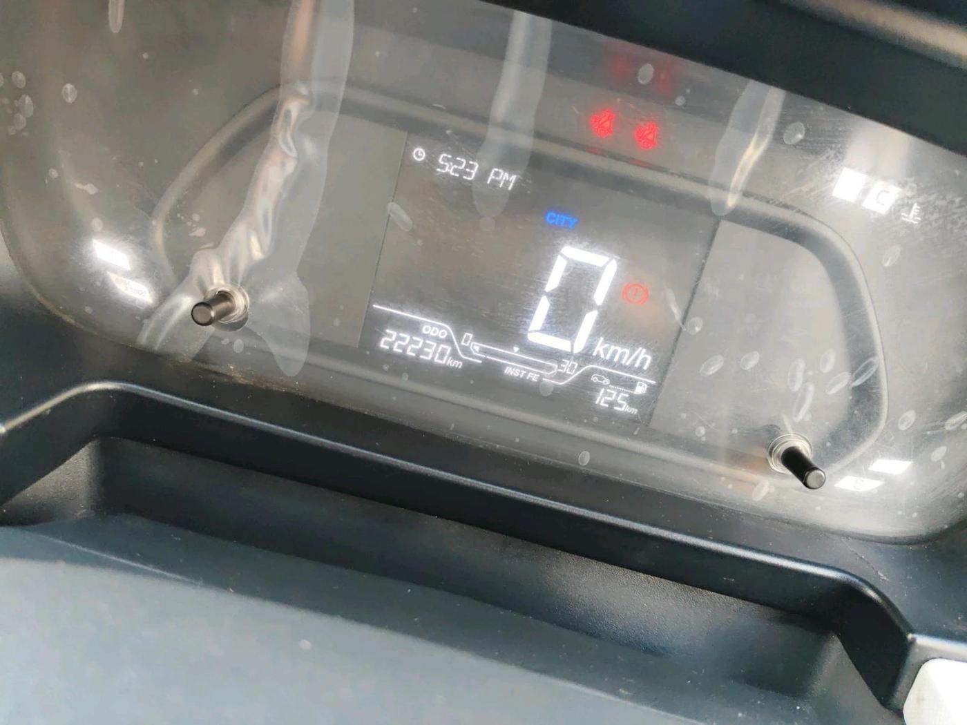 2025 Tata PUNCH PURE MT, Petrol, Manual, 22,230 km, interior