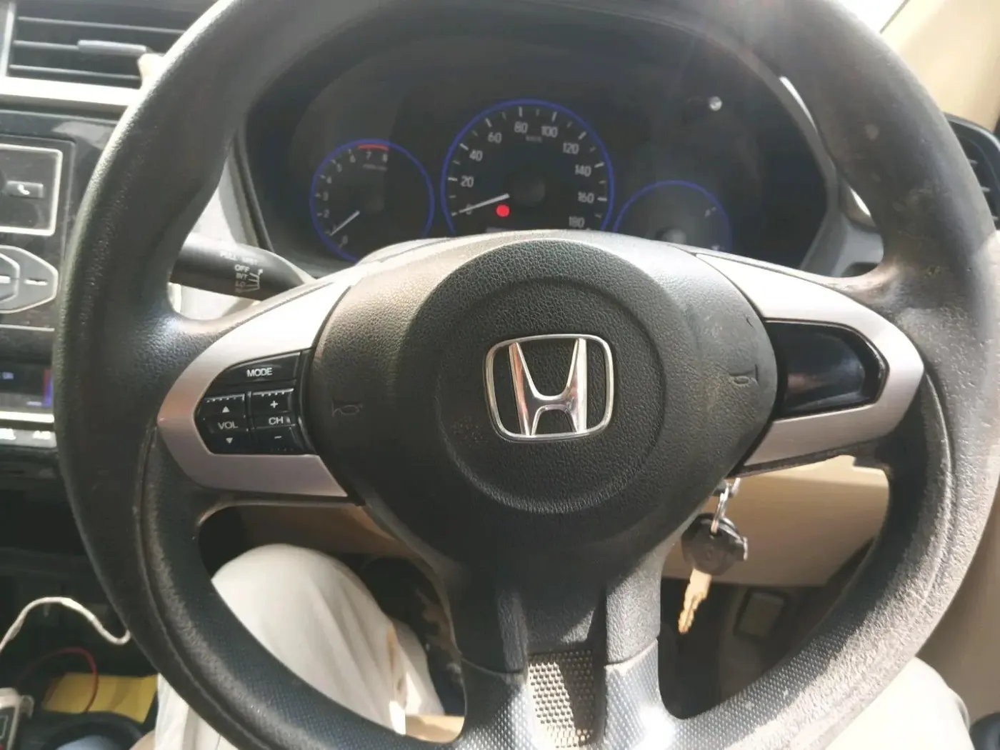 2016 Honda Amaze 1.2L I-VTEC S, Petrol, Manual, 94,781 km, interior