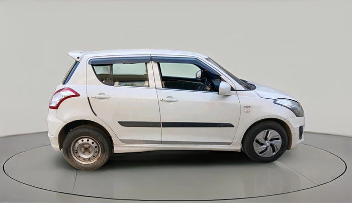 2015 Maruti Swift LXI (O), CNG, Manual, 79,001 km, exterior