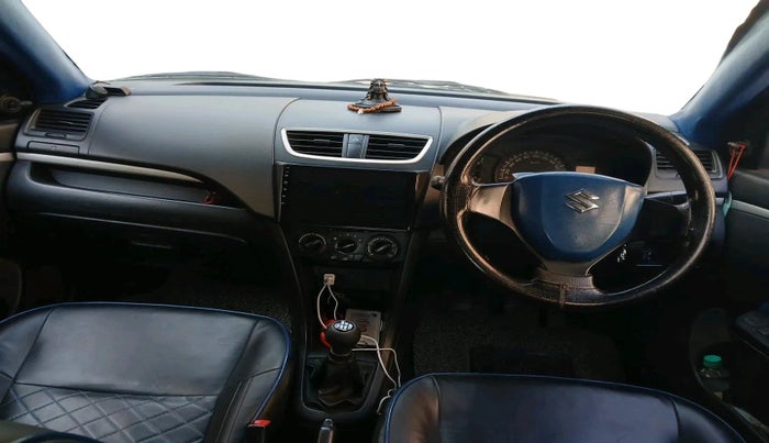 2015 Maruti Swift LXI (O), CNG, Manual, 79,001 km, interior