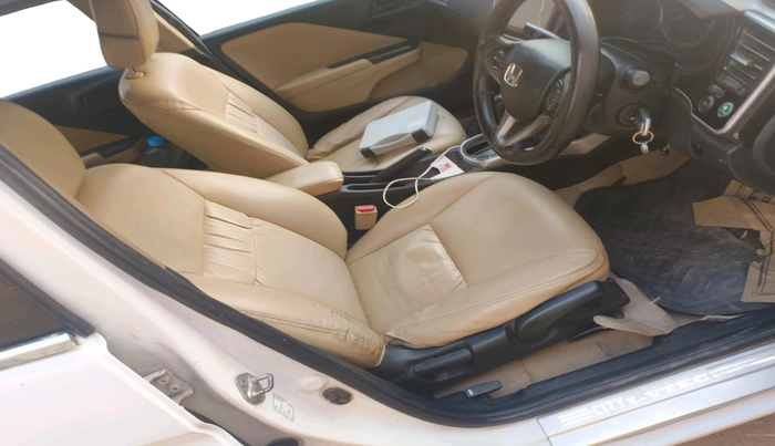 2015 Honda City 1.5L I-VTEC SV CVT, CNG, Automatic, 1,09,058 km, interior