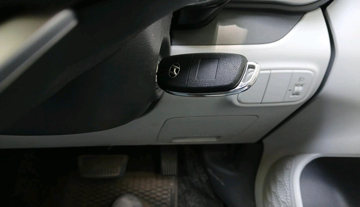 2022 Hyundai GRAND I10 NIOS SPORTZ AMT 1.2 KAPPA VTVT, Petrol, Automatic, 15,754 km, interior