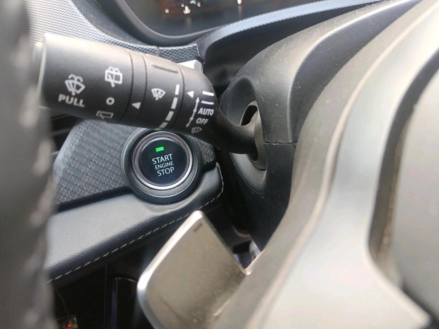 2023 Tata NEXON FEARLESS + SUNROOF DCA DUAL TONE 1.2 PETROL, Petrol, Automatic, 52,985 km, interior