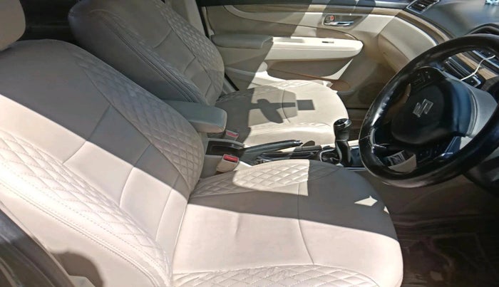 2018 Maruti Ciaz DELTA 1.5 SHVS MT PETROL, Petrol, Manual, 1,39,295 km, interior