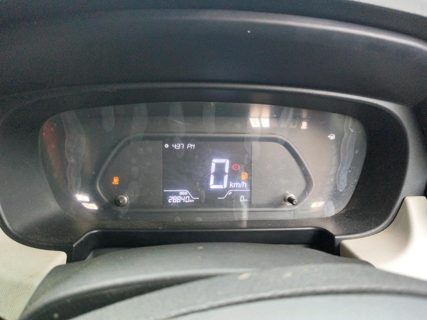 2025 Tata PUNCH PURE MT CNG, CNG, Manual, 28,840 km, interior