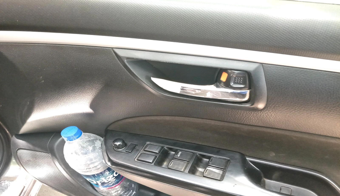 2016 Maruti Swift VXI, Petrol, Manual, 72,518 km, interior