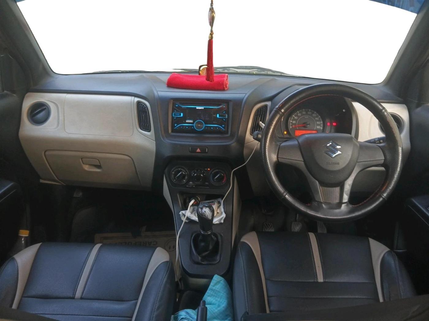 2019 Maruti New Wagon-R LXI CNG 1.0, CNG, Manual, 1,09,397 km, interior