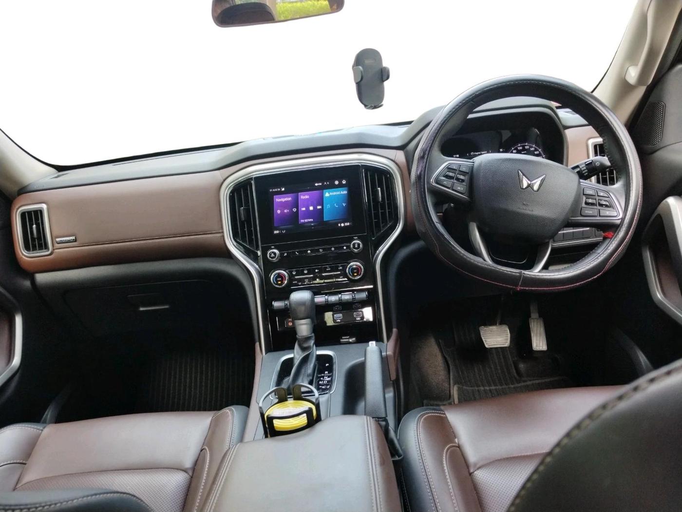2023 Mahindra SCORPIO-N Z8 DIESEL AT 2WD 7 STR, Diesel, Automatic, 25,819 km, interior