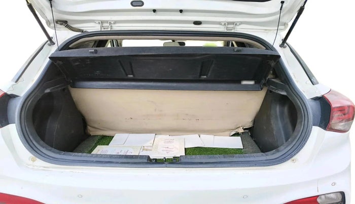 2019 Hyundai Elite i20 MAGNA PLUS 1.2, Petrol, Manual, 93,190 km, exterior