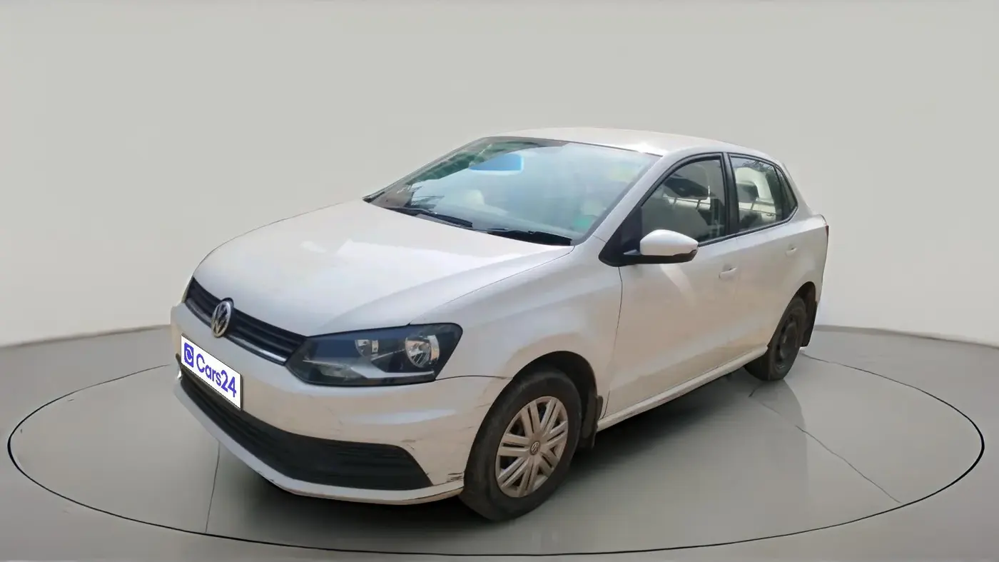 2018 Volkswagen Ameo TRENDLINE 1.0L, Petrol, Manual, 65,856 km, exterior